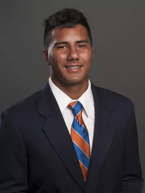 2018 Headshot of Kukea Emmsley