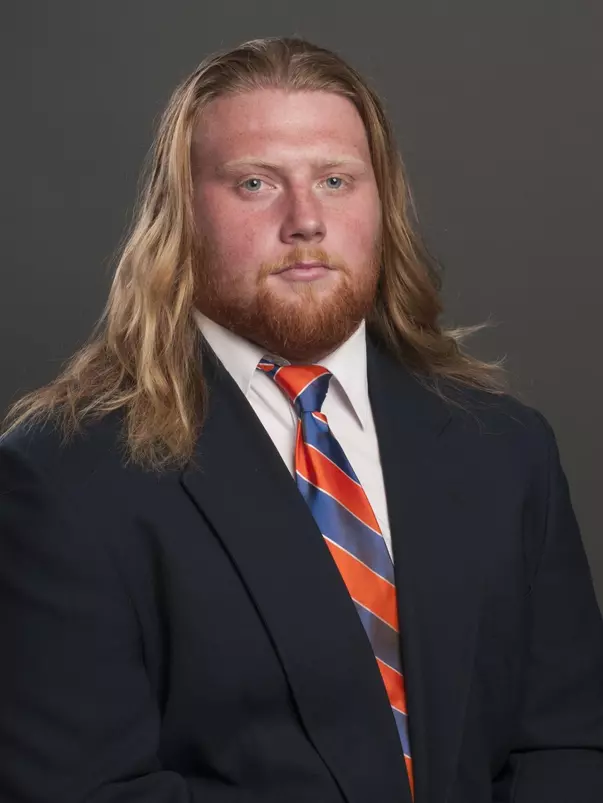 2018 Headshot of Garrett Larson