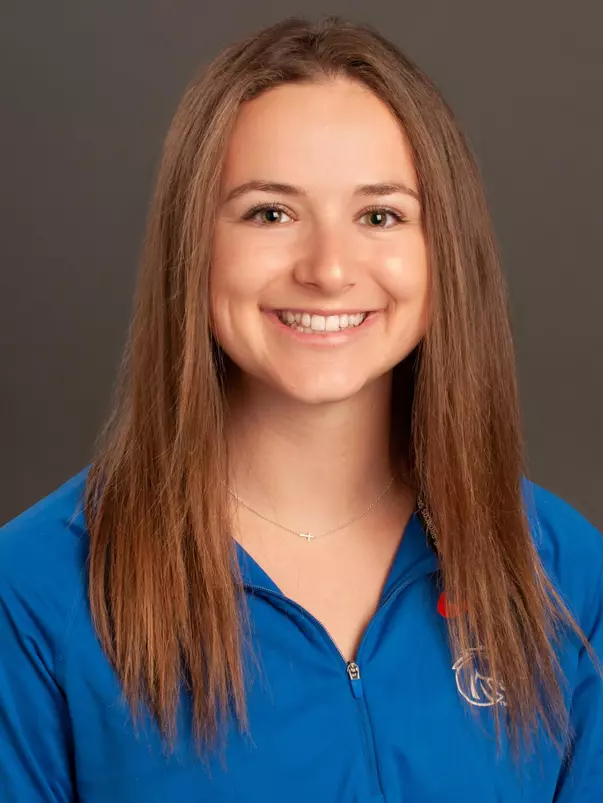 2018-19 Headshot of Camryn Moortgat