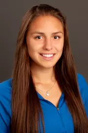 2018-19 Headshot of Wiktoria Nosek