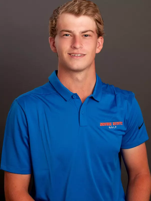 2018-19 Headshot of Connor Johnstone