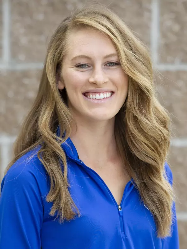 2018-19 Headshot of Ali Deitsch