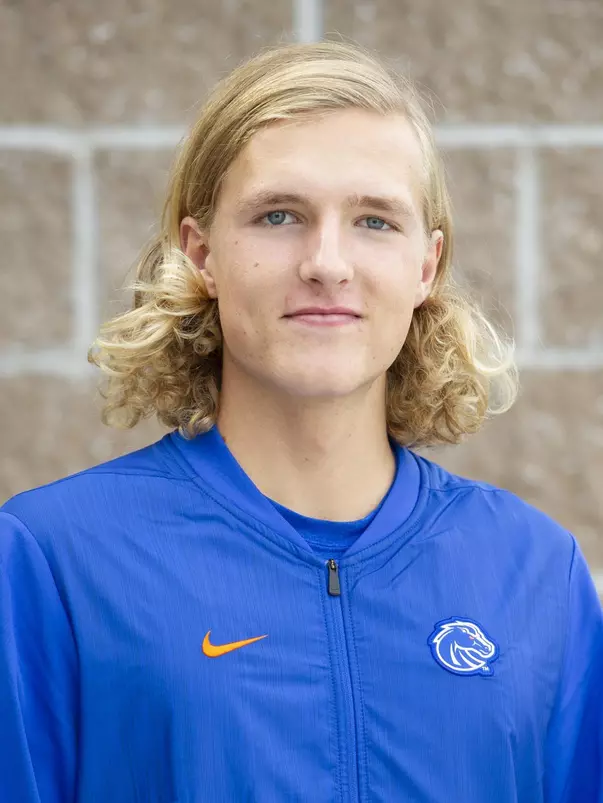 2018-19 Headshot of Leif Everson