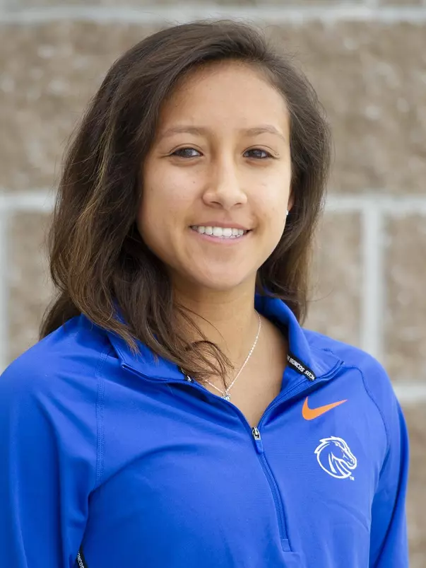 2018-19 Headshot of Christina Geisler