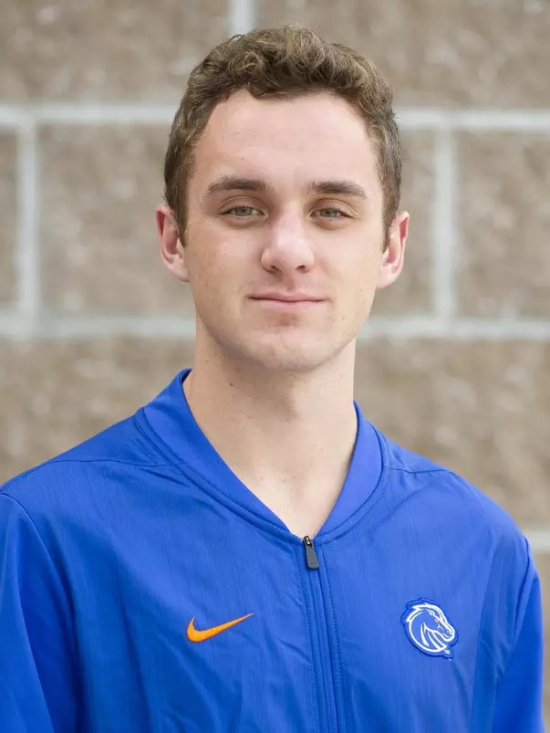 2018 Headshot of Noah Horsburgh