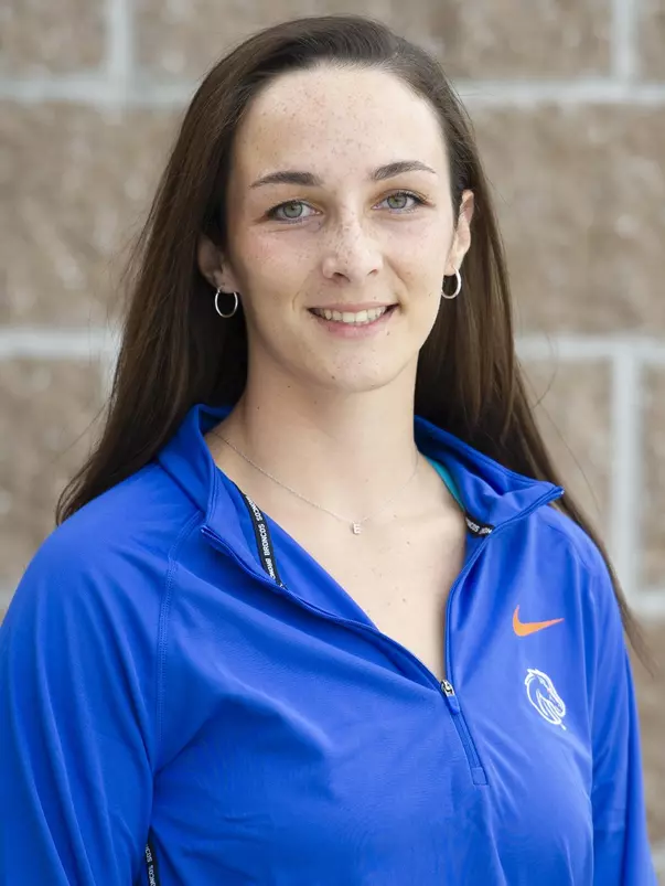 2018-19 Headshot of Emily Stiles