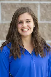 2018-19 Headshot of Taylor Vandenborn