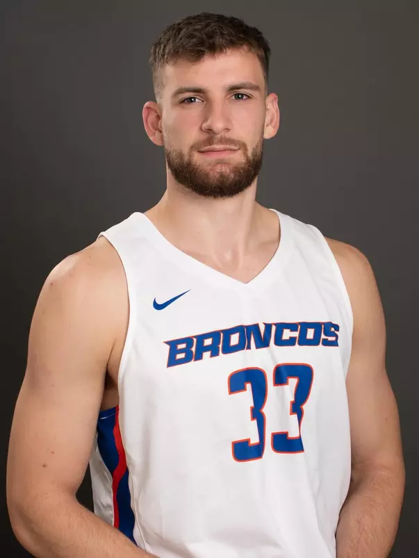 2019-20 Headshot of Mladen Armus