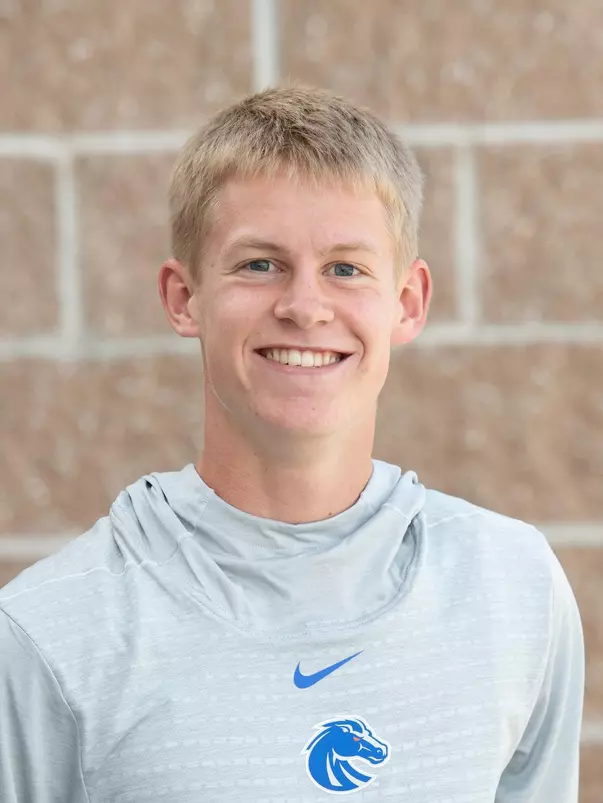 2019-20 Headshot of Austen Apperson