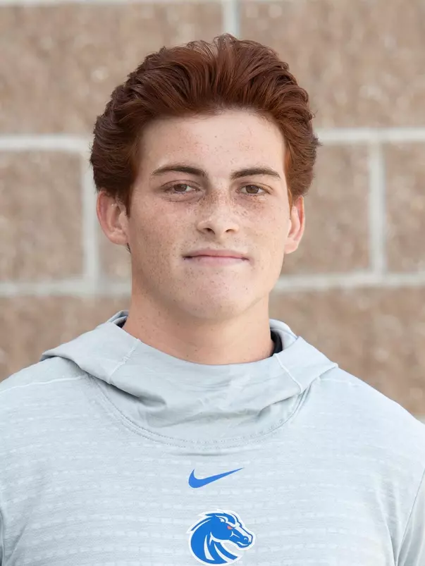 2019 Headshot of Bryce Valles