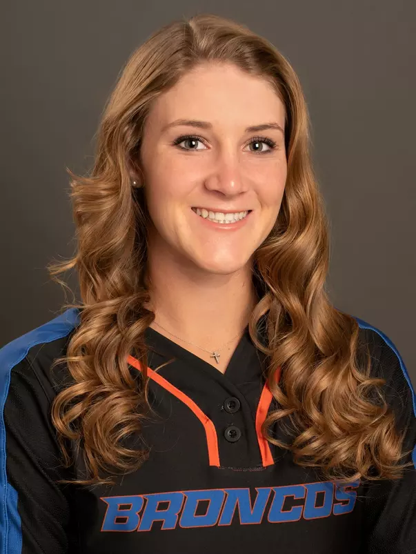 2020 Headshot of Autumn Bennett
