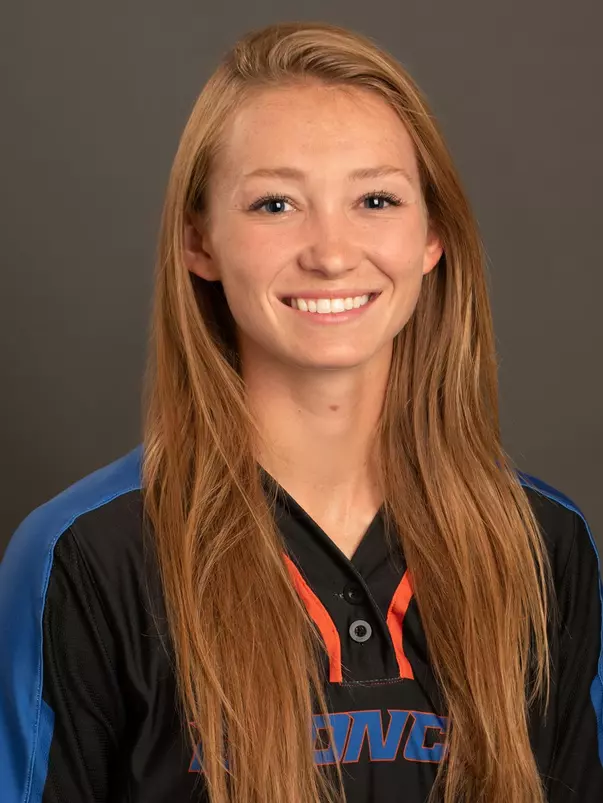 2020 Headshot of Isabelle Butler