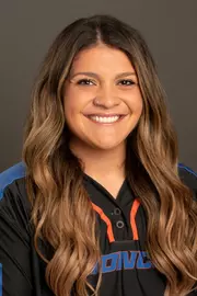 2020 Headshot of Micaela Leal