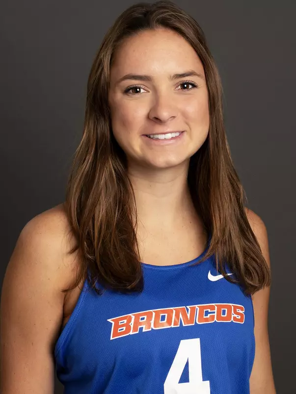 2020 Headshot of Cela Chamness