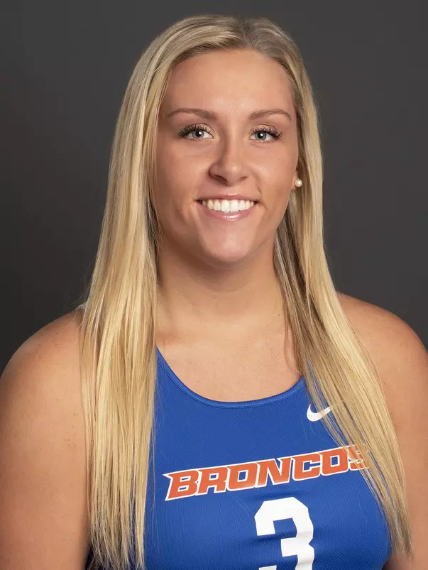 2020 Headshot of Kylee Johnson