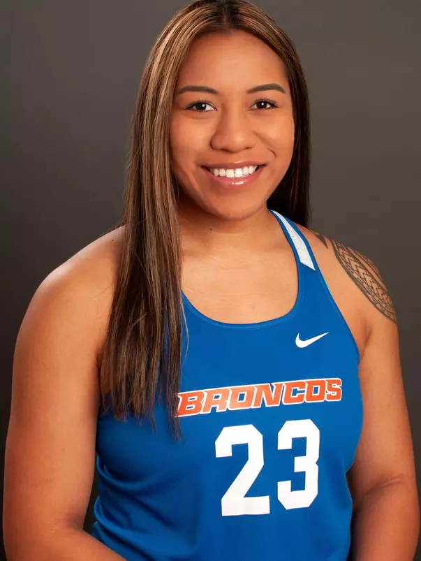 2019 Headshot of Sabe Roberts