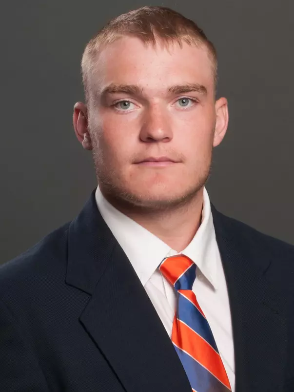 2019 Headshot of Daniel Cantrell
