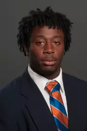 2019 Headshot of Robert Mahone
