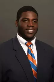 2019 Headshot of Julian Simpson