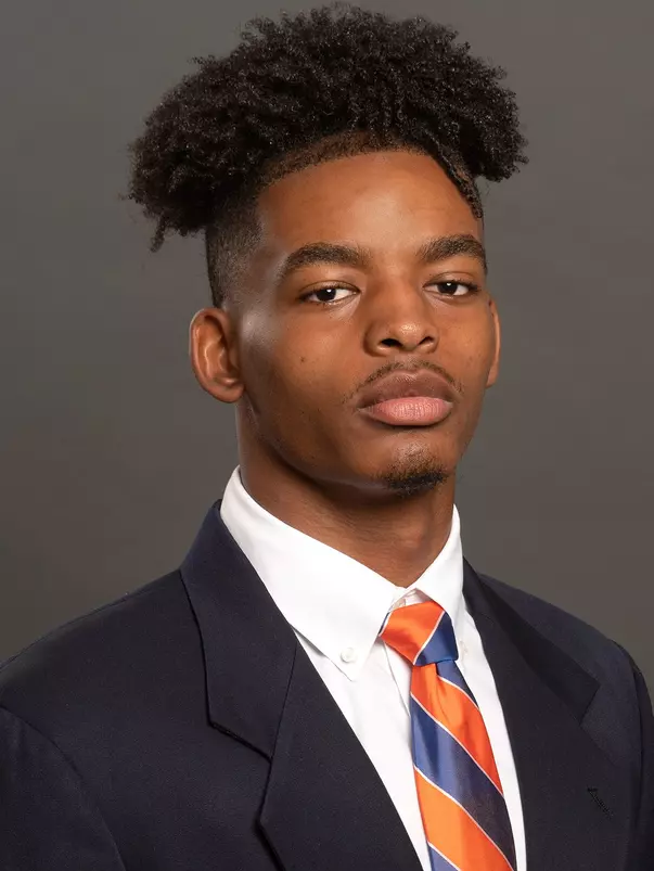2019 Headshot of Shea Whiting