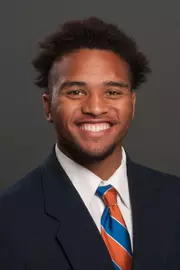 2019 Headshot of Avery Williams