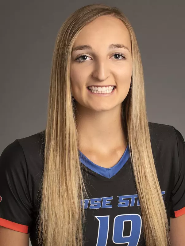 2019 Headshot of Olivia Bradley