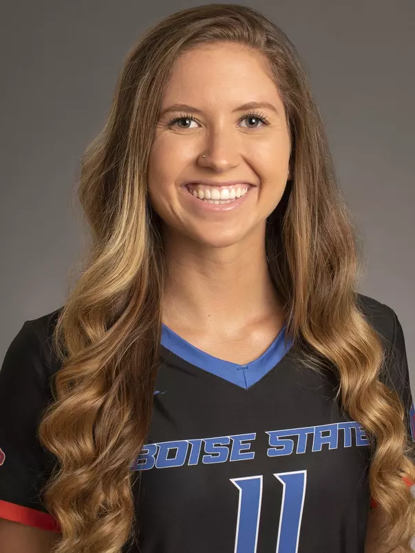 2019 Headshot of Janell Walley