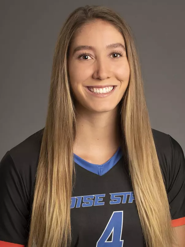 2019 Headshot of Alyssa Wissinger