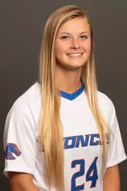 2019 Headshot of Ashleigh Harrison