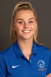 2019-20 Headshot of Mae McCutcheon