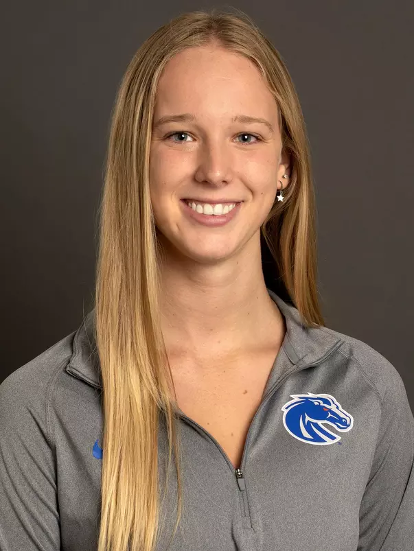 Georgia Zucest portrait, Swim & Dive, Athletics, Photo by Priscilla Grover