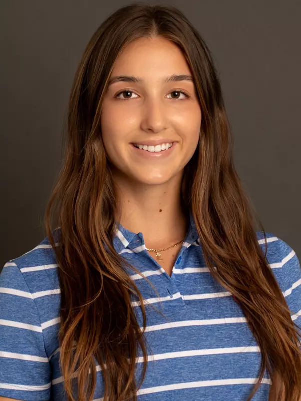 2019-20 Headshot of Elena Pany