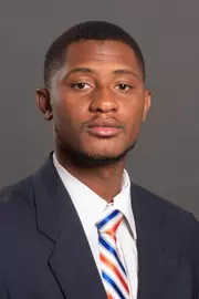 2020 Headshot of Jonathan Earl
