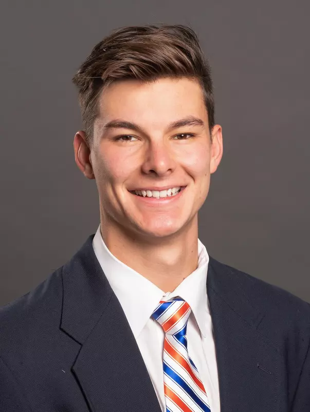 2020 Headshot of Cade Fennegan