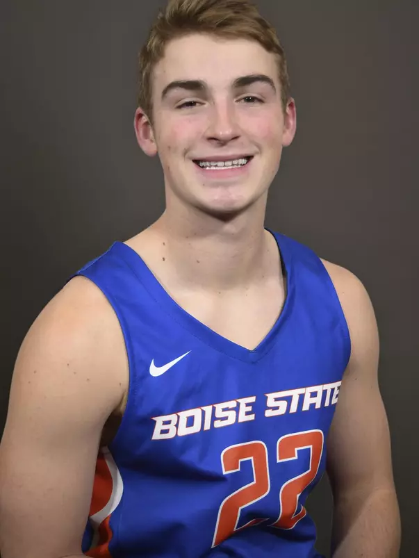 2020-21 Headshot of Sam Winter