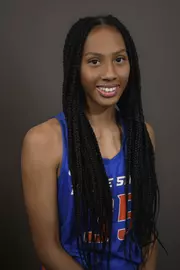 2020-21 Headshot of Alexis Mark