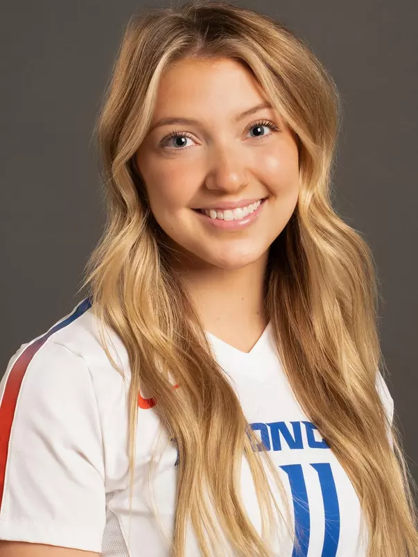 2020 Headshot of Ashley Hayes