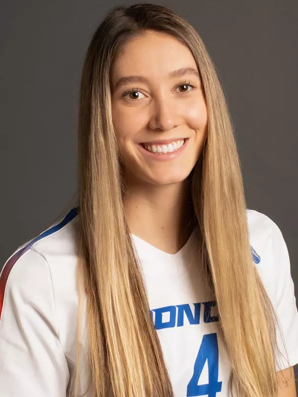 2020 Headshot of Alyssa Wissinger
