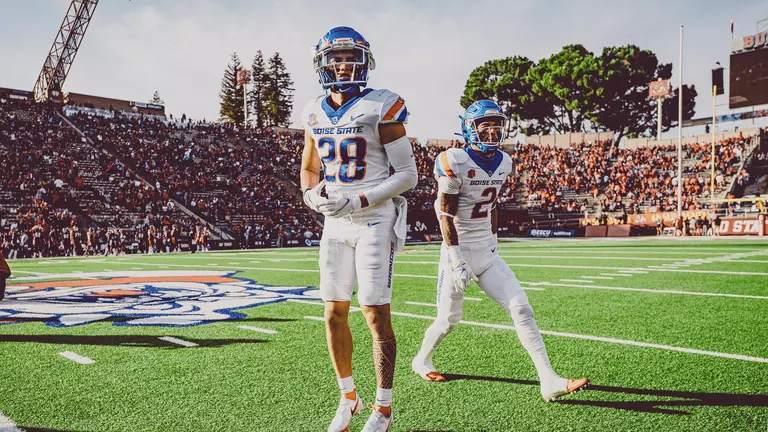 Kaniho and Shakir Invited to Prestigious Postseason Games