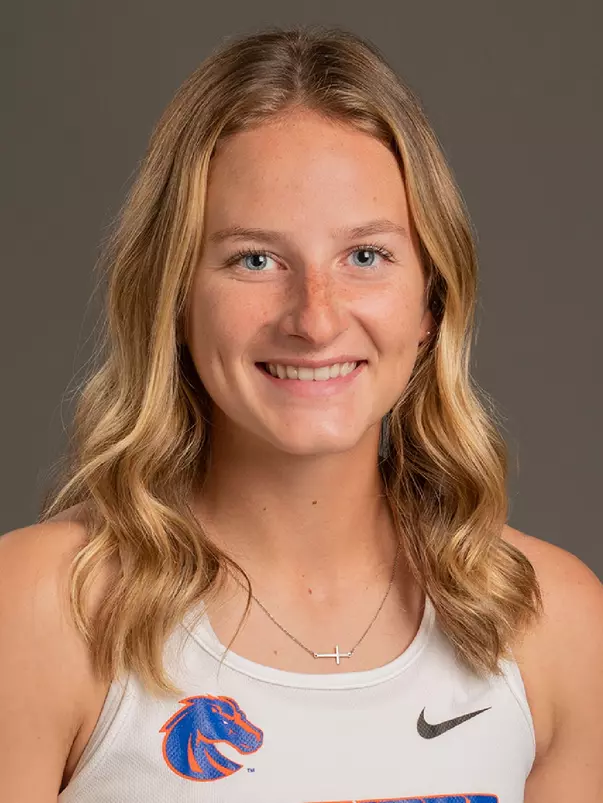 2022 Headshot of Rori Chartier