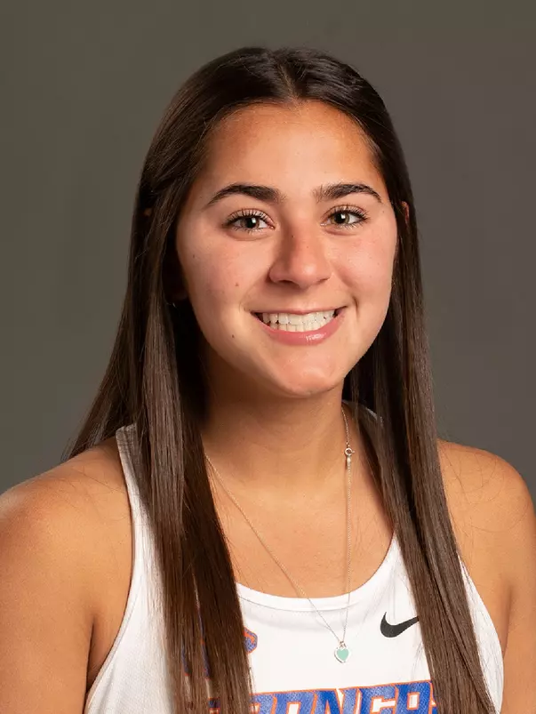 2022 Headshot of Emilia Guerra-Acuna