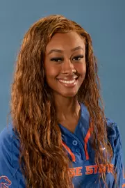 2022 Headshot of India Kelly