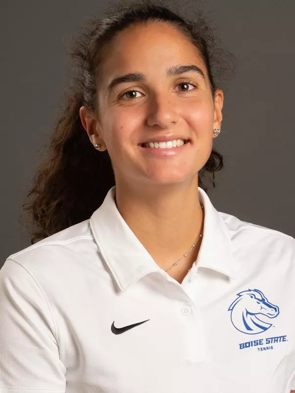 2020-21 Headshot of Joana Baptista