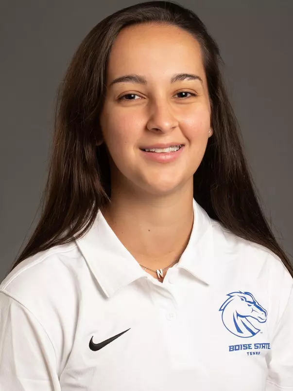 2020-21 Headshot of Nicole Discenza