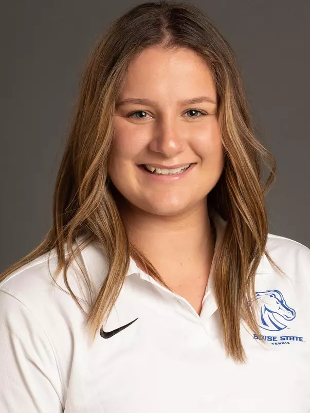 2020-21 Headshot of Holly Stewart