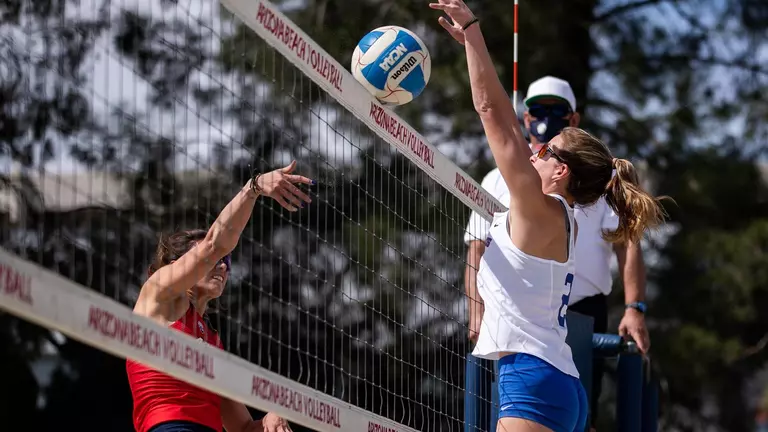 Boise State Falls to No. 15 Arizona, Then Beats Stephen F. Austin