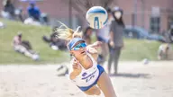 Beach Volleyball Closes Season with a Split