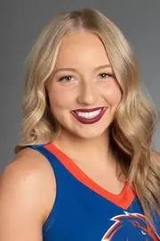 2021-22 Headshot of Ava Willett