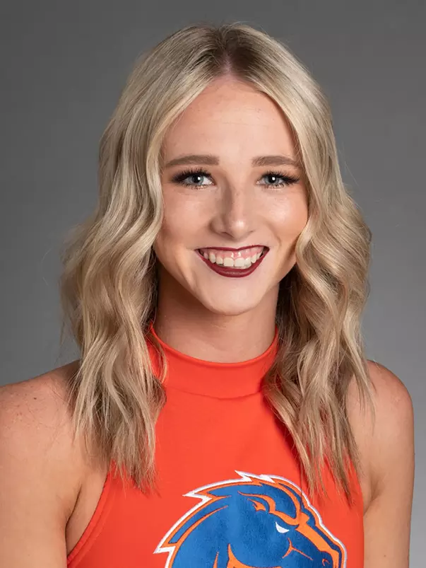 2021-22 Headshot of Megan Bradley