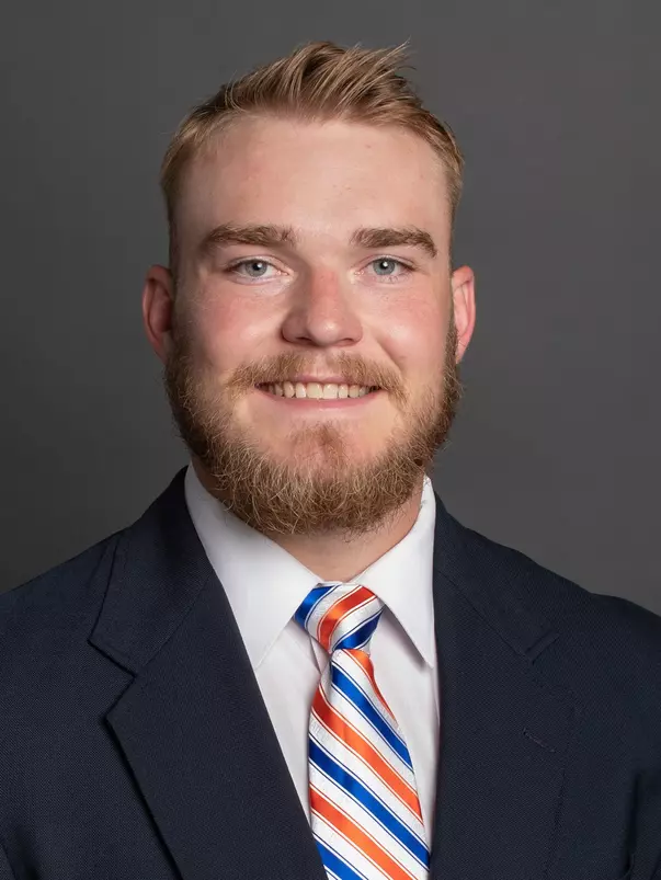 2021 Headshot of Daniel Cantrell